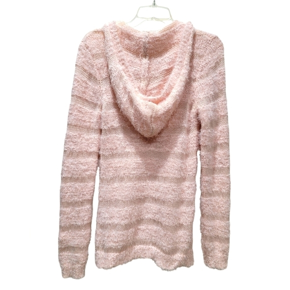 Lrg ALMOST FAMOUS V Neck Fuzzy Pink Hooded Side Slit Pullover Sweater - Picture 3 of 5